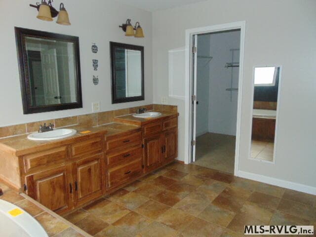 Residential/Vacation at 113 Briarcliff Circle, Roanoke Rapids NC 27870, Roanoke Rapids, photo 8 of 14