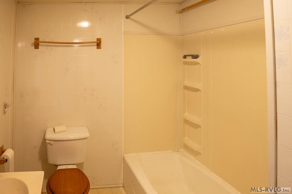 Residential/Vacation at 315 N Marshall Street, Chase City VA 23924, Chase City, photo 22 of 40