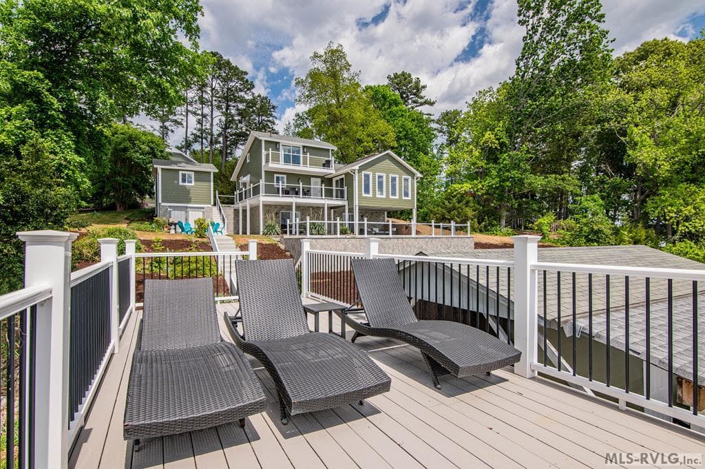 Residential/Vacation at 986 Pine Tree Drive, Henrico NC 27842, Henrico, photo 13 of 45