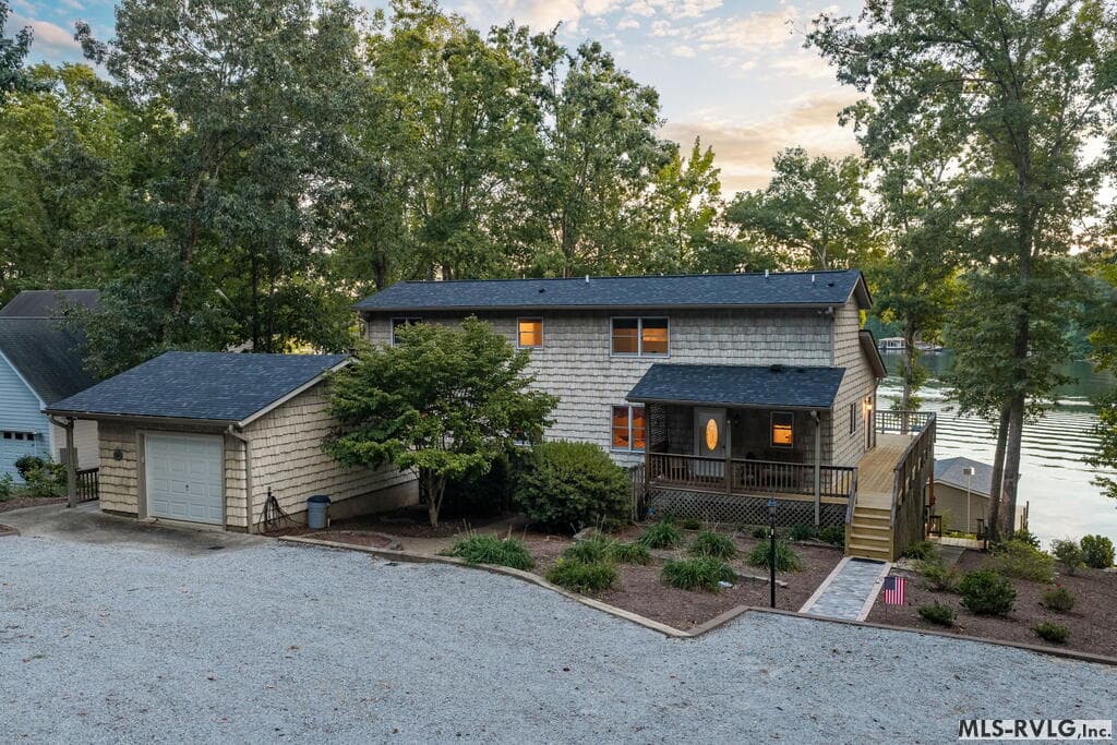 Residential/Vacation at 1463 Great Creek Drive, La Crosse VA 23950, La Crosse, photo 15 of 84
