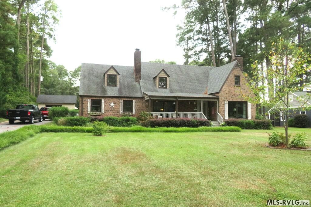 Residential/Vacation at 21 Longstreet Road, Weldon NC 27890, photo 2 of 44