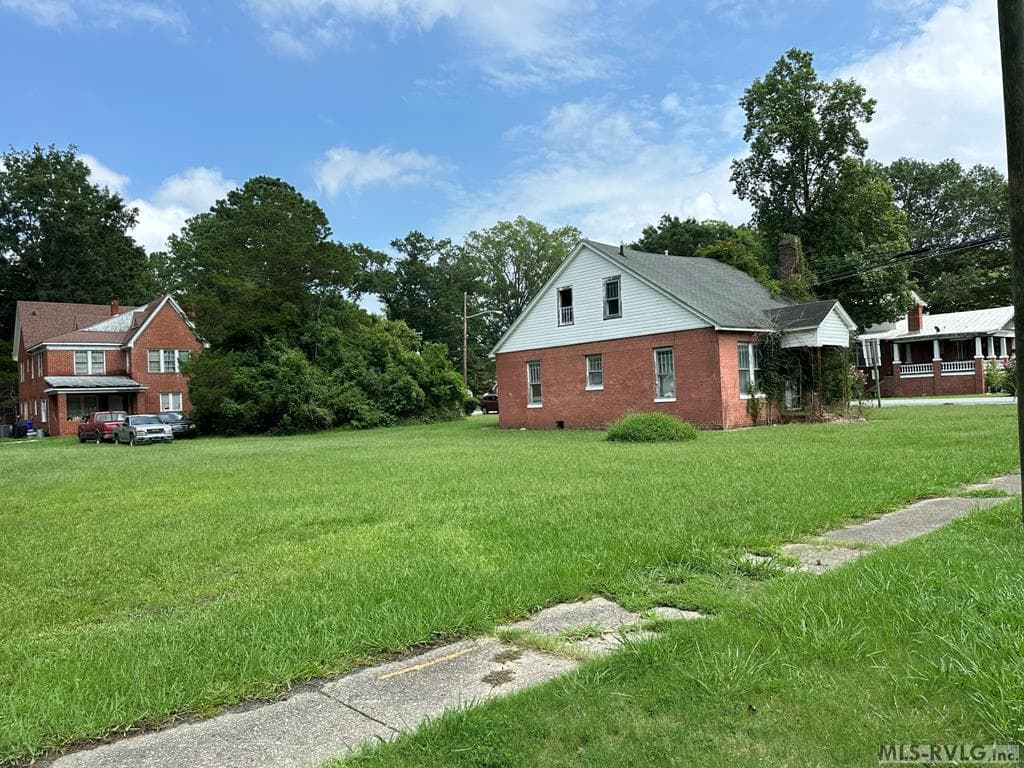 610 W First Street, Ahoskie NC 27910