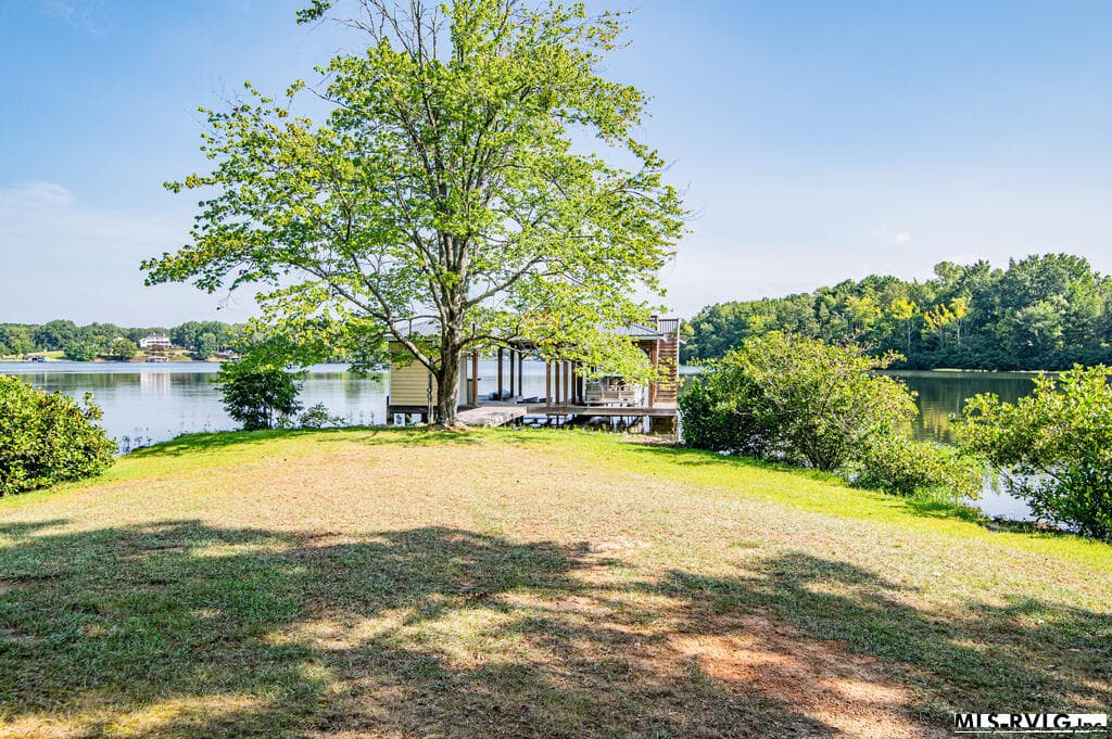 Residential/Vacation at 330 Lynch Point Rd., Macon NC 27551, Macon, photo 3 of 55