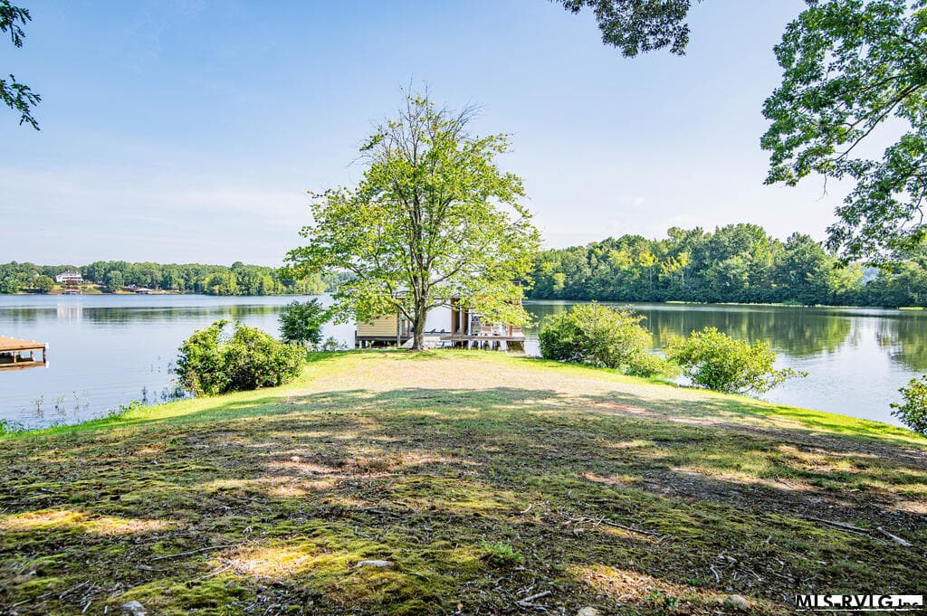 Residential/Vacation at 330 Lynch Point Rd., Macon NC 27551, Macon, photo 4 of 55