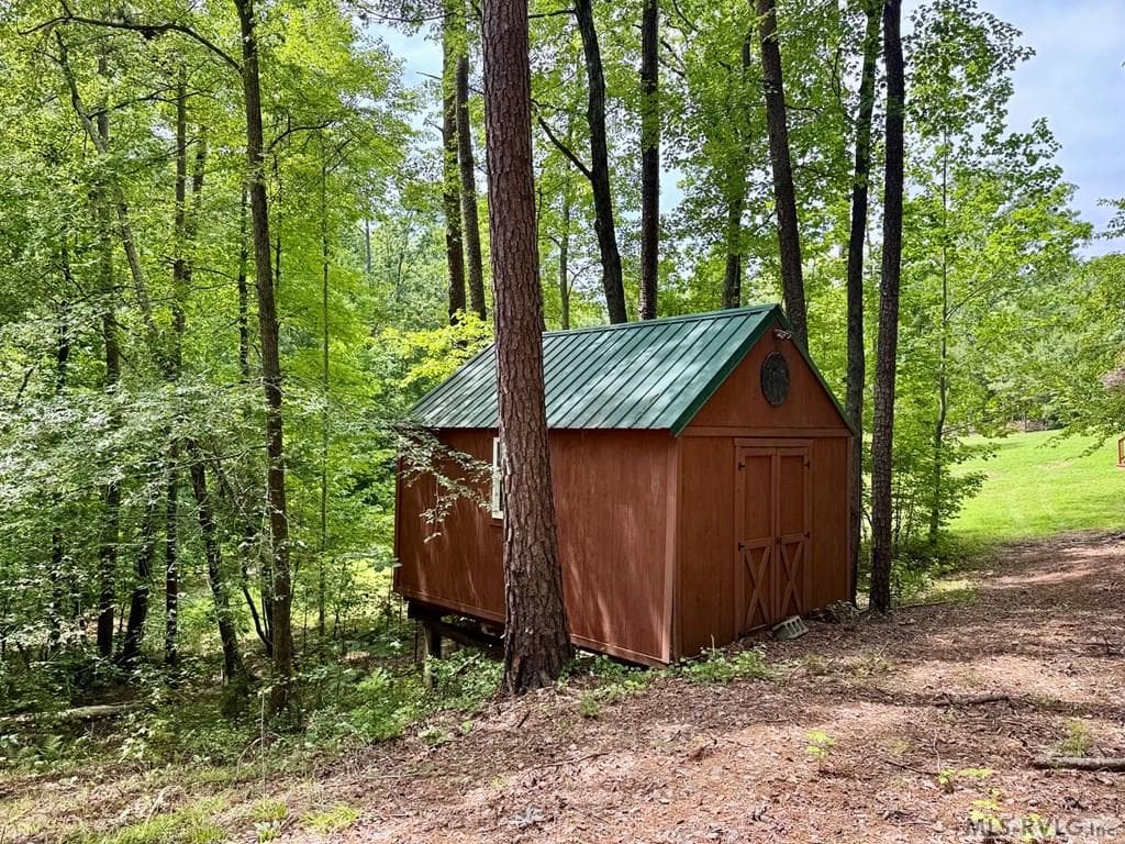 The Storage Building - 72 Pocahantas Lane, Clarksville VA 23927, Clarksville