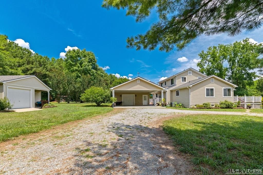 Residential/Vacation at 34 Poplar Dr, Ebony VA 23845, Ebony, photo 8 of 43