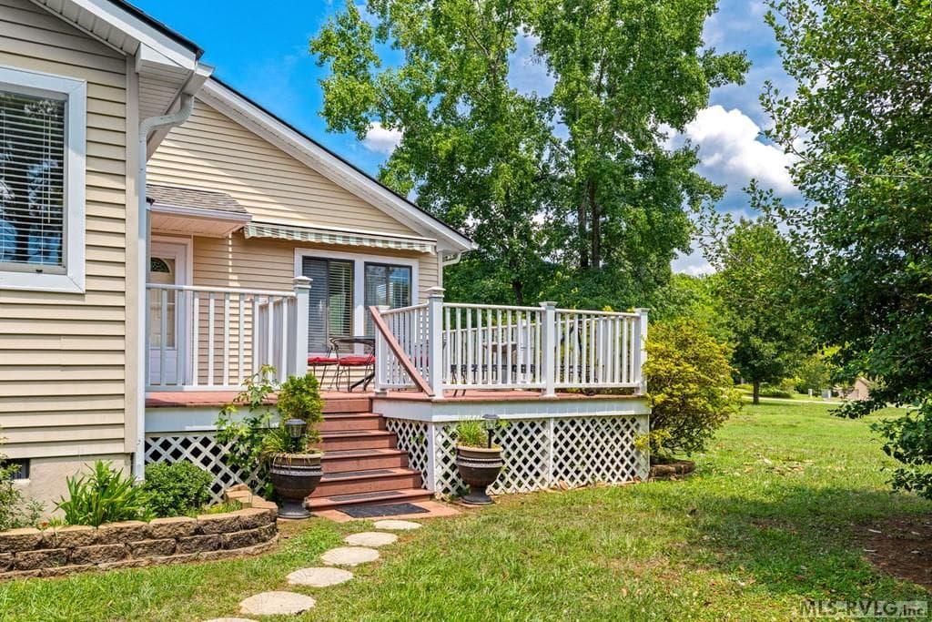 Residential/Vacation at 34 Poplar Dr, Ebony VA 23845, Ebony, photo 9 of 43