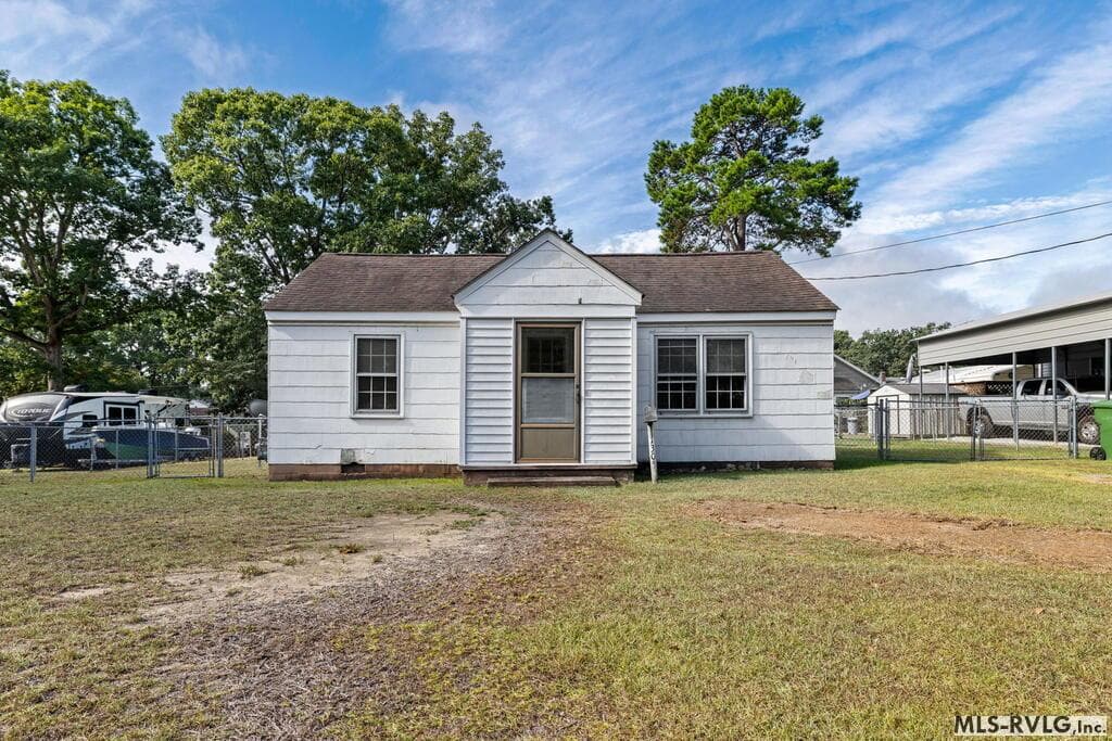 1305 Hurley Street, Roanoke Rapids NC 27870