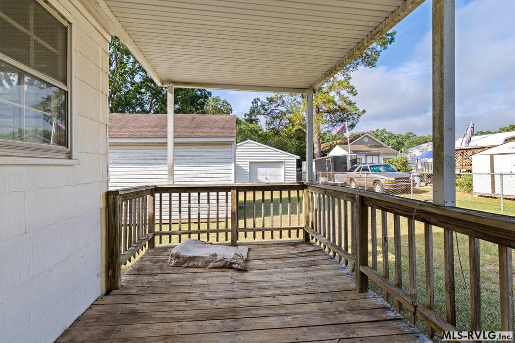 Residential/Vacation at 1305 Hurley Street, Roanoke Rapids NC 27870, Roanoke Rapids, photo 4 of 31