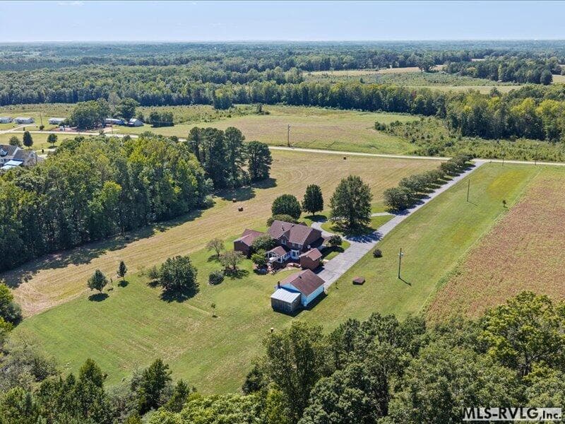 Residential/Vacation at 1032 Boxwood Rd, South Hill VA 23970, South Hill, photo 3 of 88