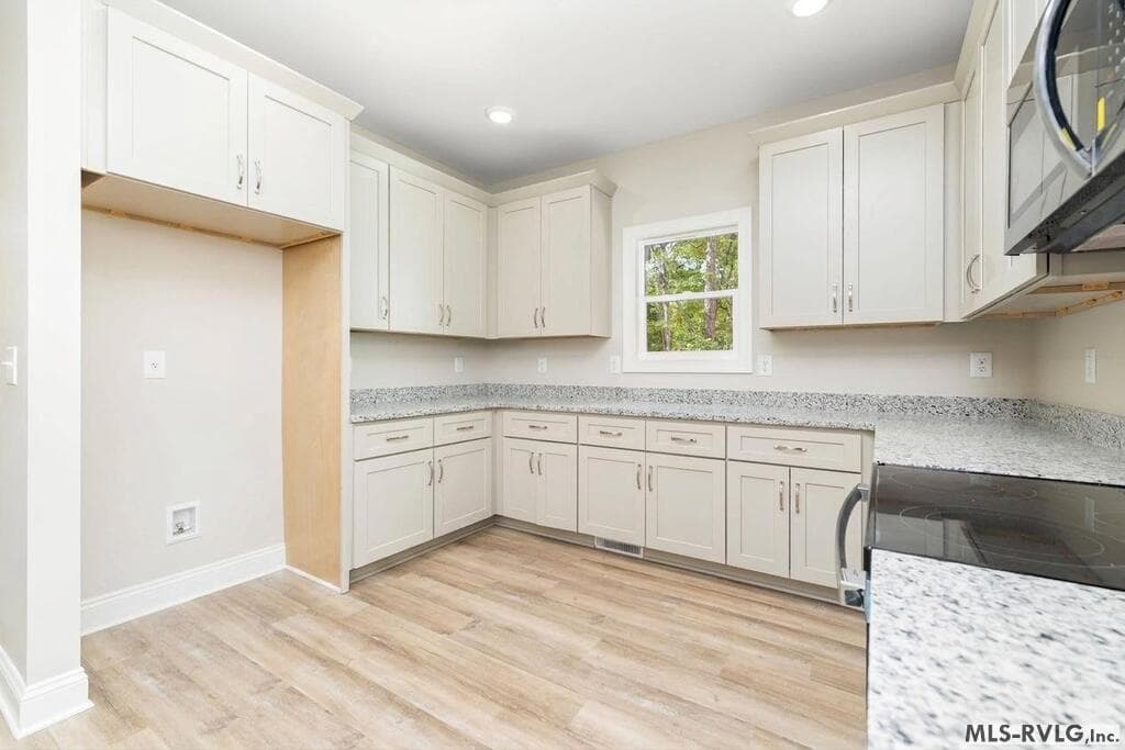 Residential/Vacation at 151 Twin Oaks Lane, Littleton NC 27850, Littleton, photo 9 of 45