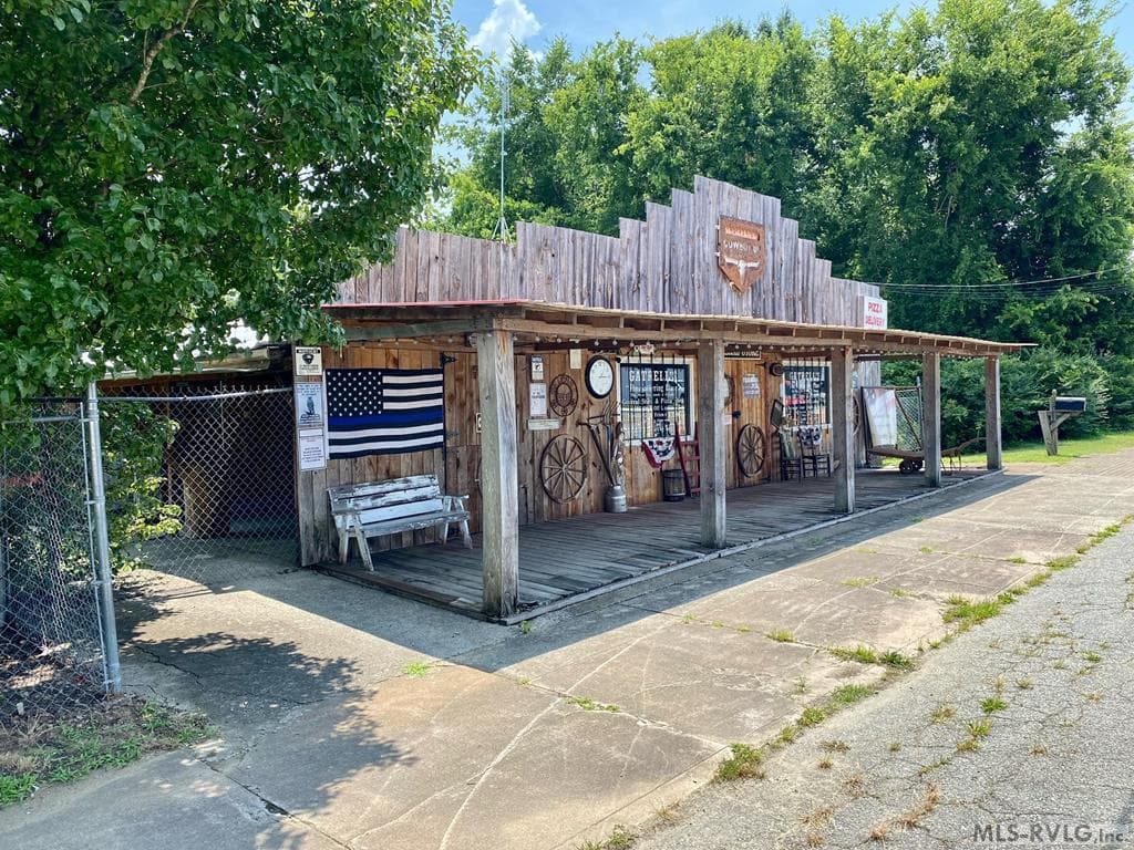 8059 Florence Avenue, Virgilina VA 24598
