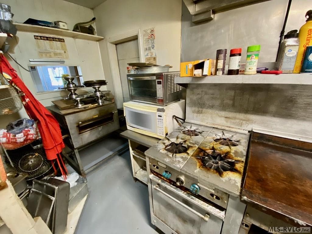 Commercial at 8059 Florence Avenue, Virgilina VA 24598, Virgilina, photo 11 of 19