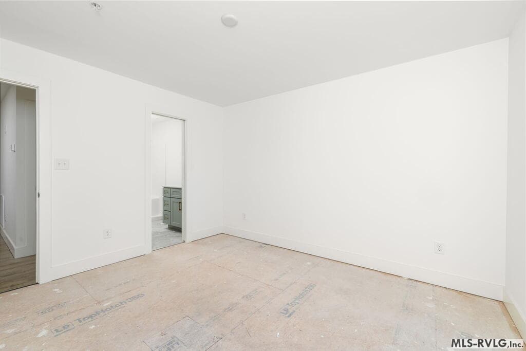 Townhouse/Condo,Residential/Vacation at 131-102 Gaston Pointe Dr, Littleton NC 27850, Littleton, photo 11 of 33