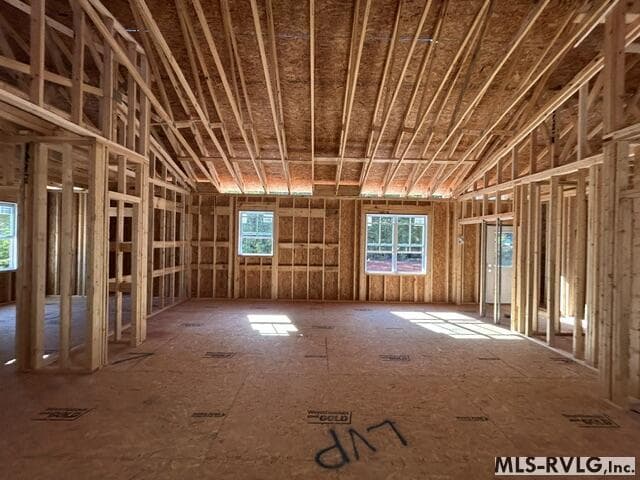 Residential/Vacation at 1618 Kingswood Rd, Buffalo Junction VA 24529, Buffalo Junction, photo 10 of 11