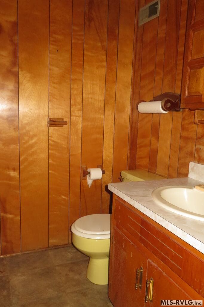 Residential/Vacation at 111 Woodland Road, Roanoke Rapids NC 27870, Roanoke Rapids, photo 18 of 25