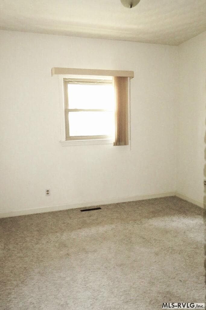 Residential/Vacation at 105 Woodland Road, Roanoke Rapids NC 27870, Roanoke Rapids, photo 24 of 52
