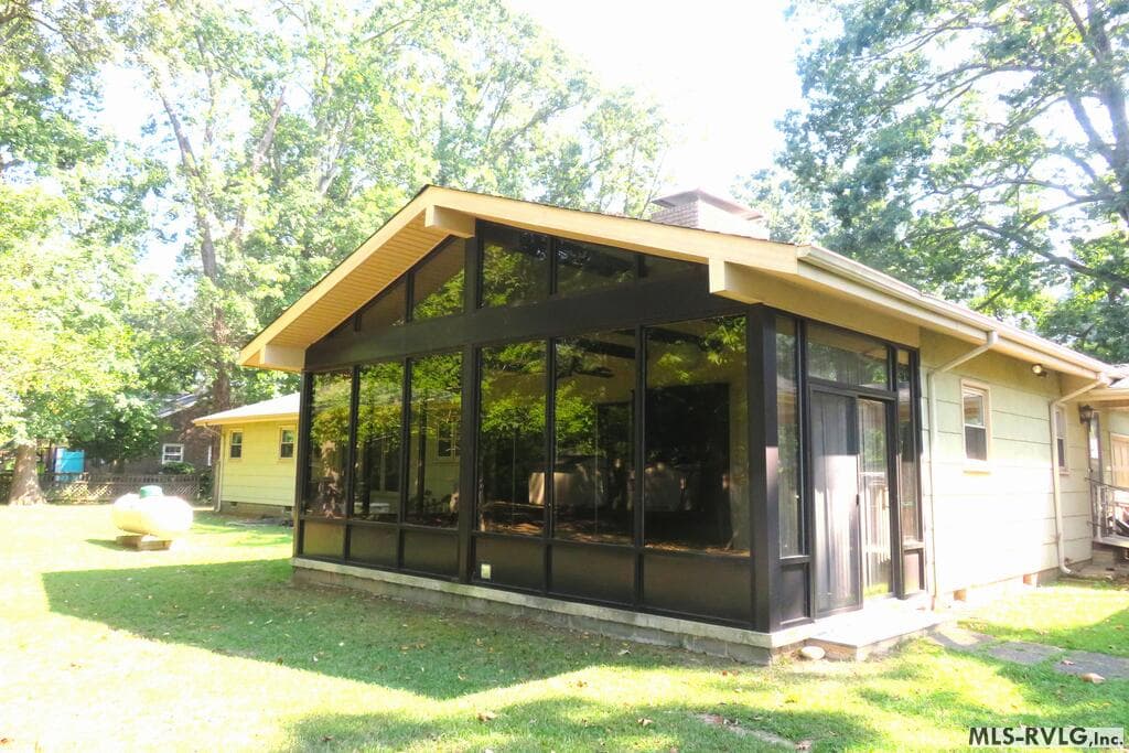 Residential/Vacation at 105 Woodland Road, Roanoke Rapids NC 27870, Roanoke Rapids, photo 37 of 52