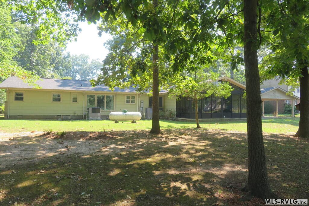 Residential/Vacation at 105 Woodland Road, Roanoke Rapids NC 27870, Roanoke Rapids, photo 39 of 52