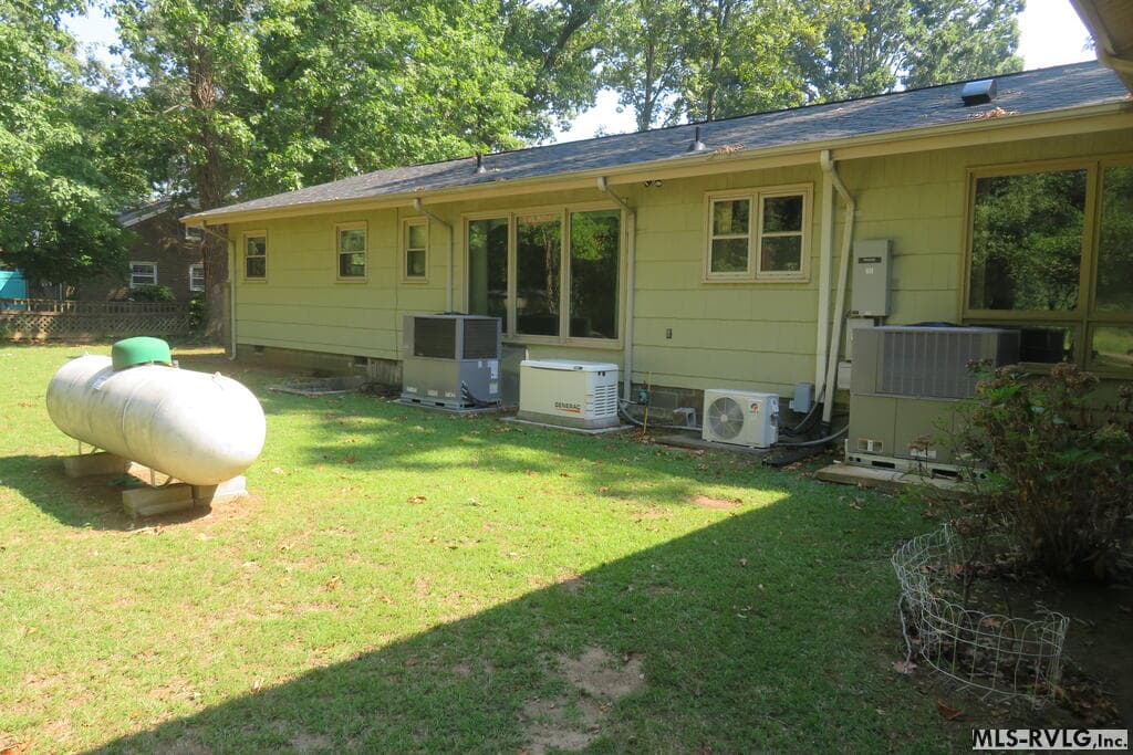Residential/Vacation at 105 Woodland Road, Roanoke Rapids NC 27870, Roanoke Rapids, photo 41 of 52